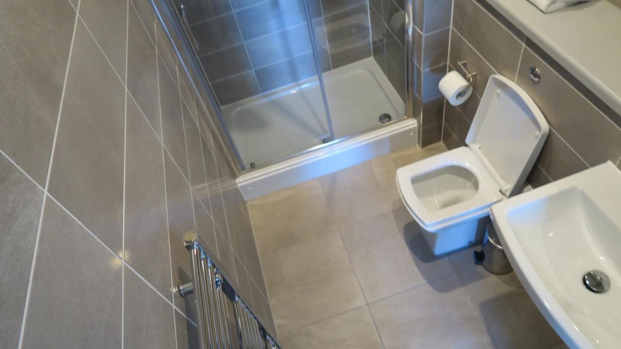 Quay Apartments Clarence House Newport  Bagian luar foto