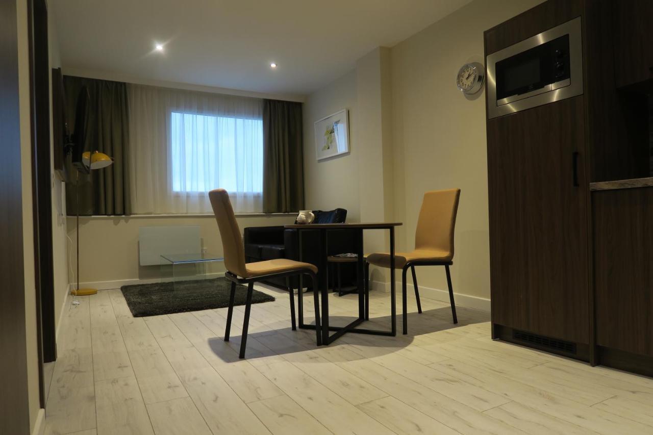 Quay Apartments Clarence House Newport  Bagian luar foto