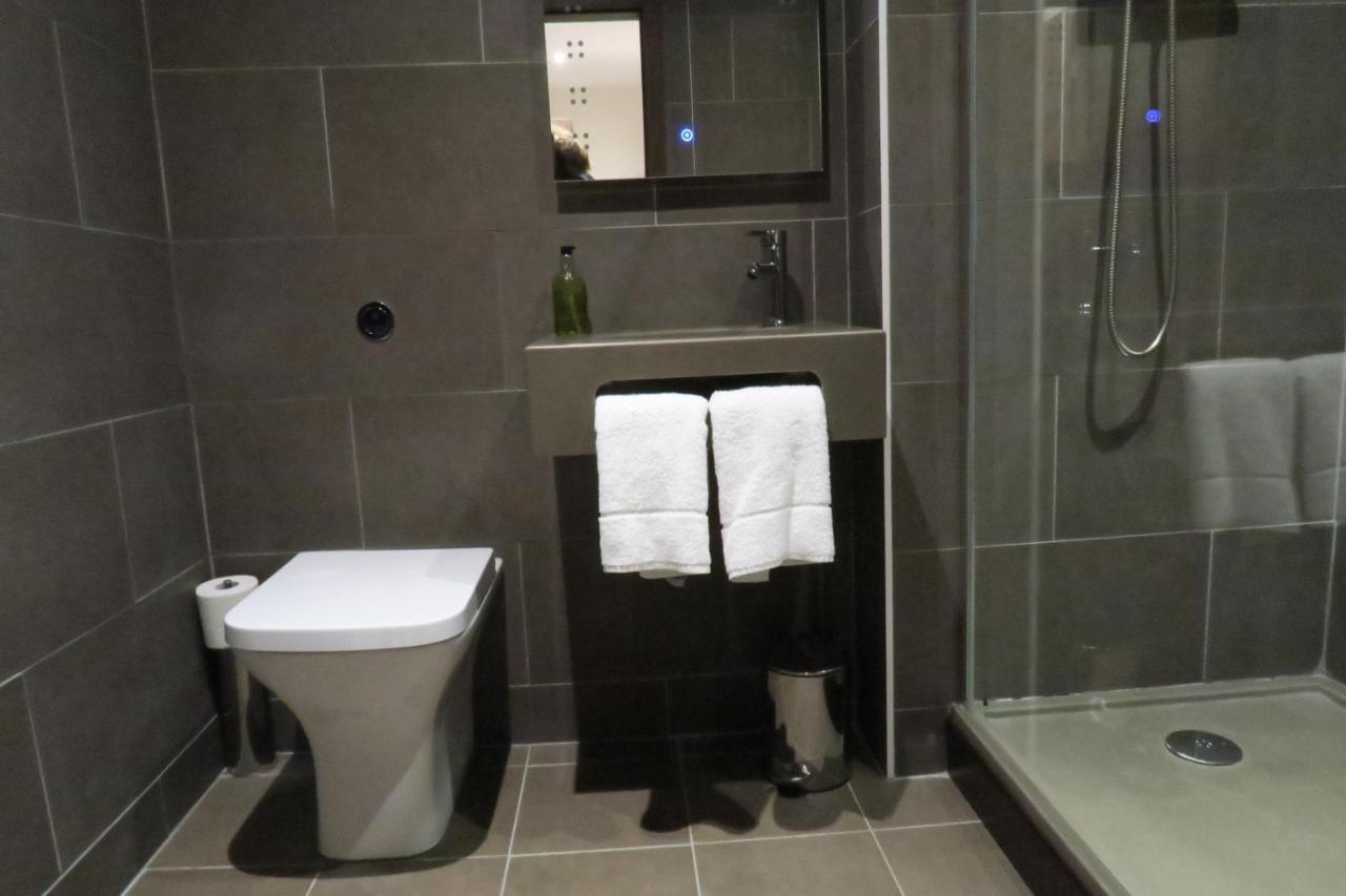 Quay Apartments Clarence House Newport  Bagian luar foto