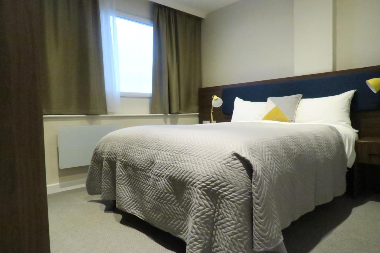 Quay Apartments Clarence House Newport  Bagian luar foto