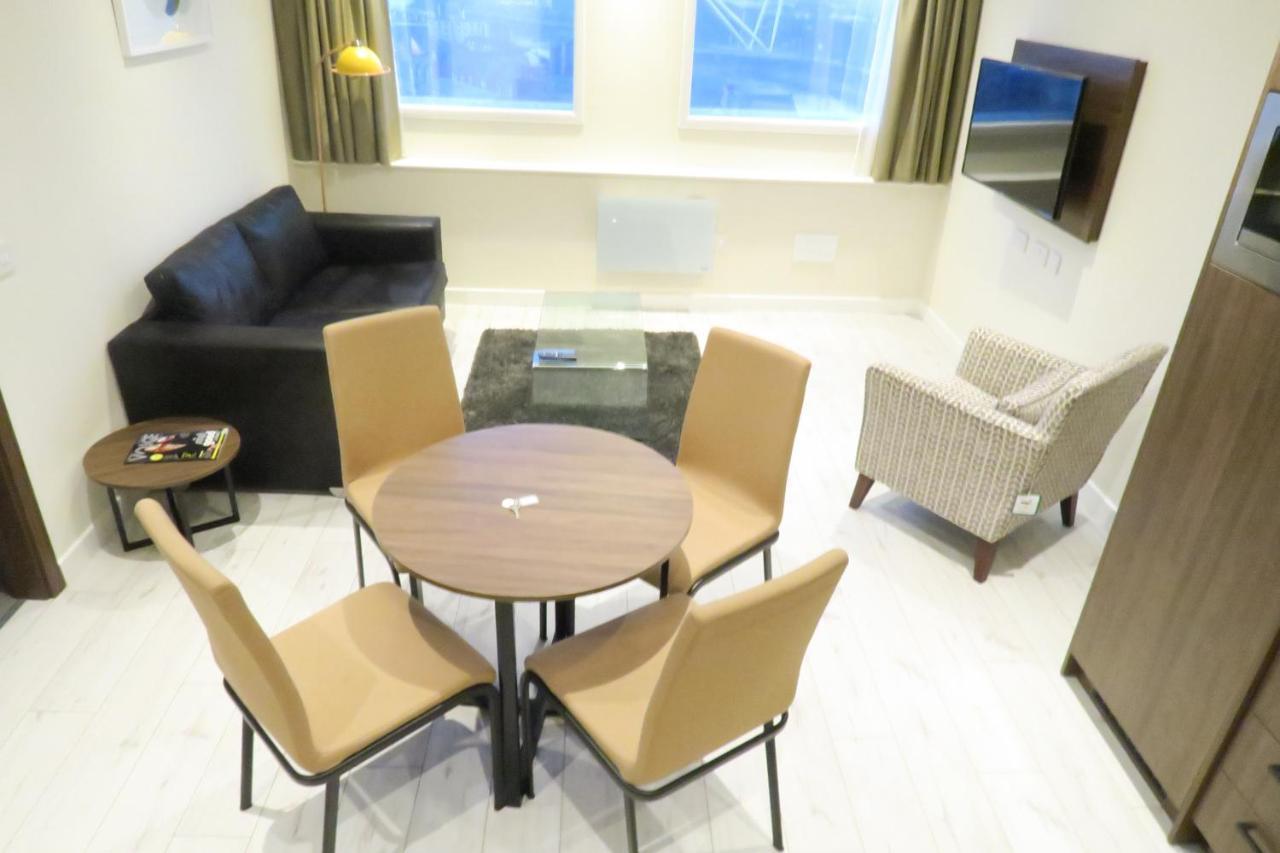 Quay Apartments Clarence House Newport  Bagian luar foto