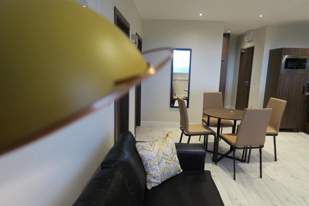 Quay Apartments Clarence House Newport  Bagian luar foto