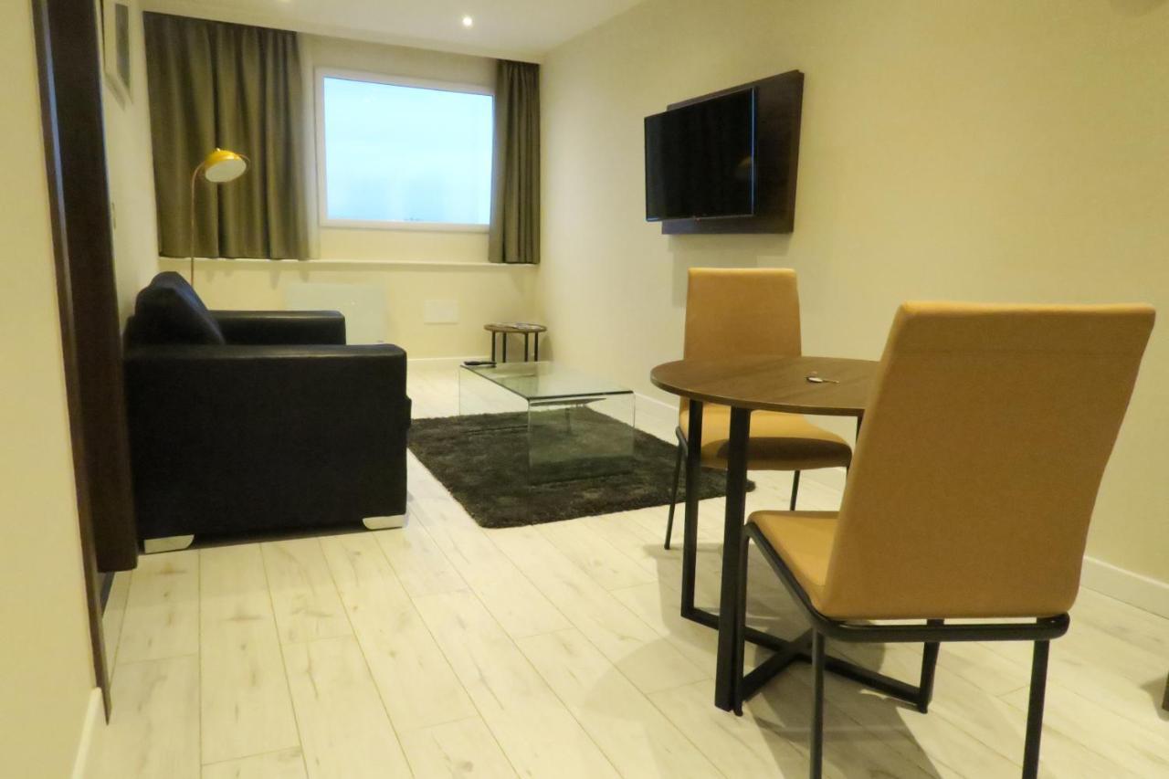 Quay Apartments Clarence House Newport  Bagian luar foto