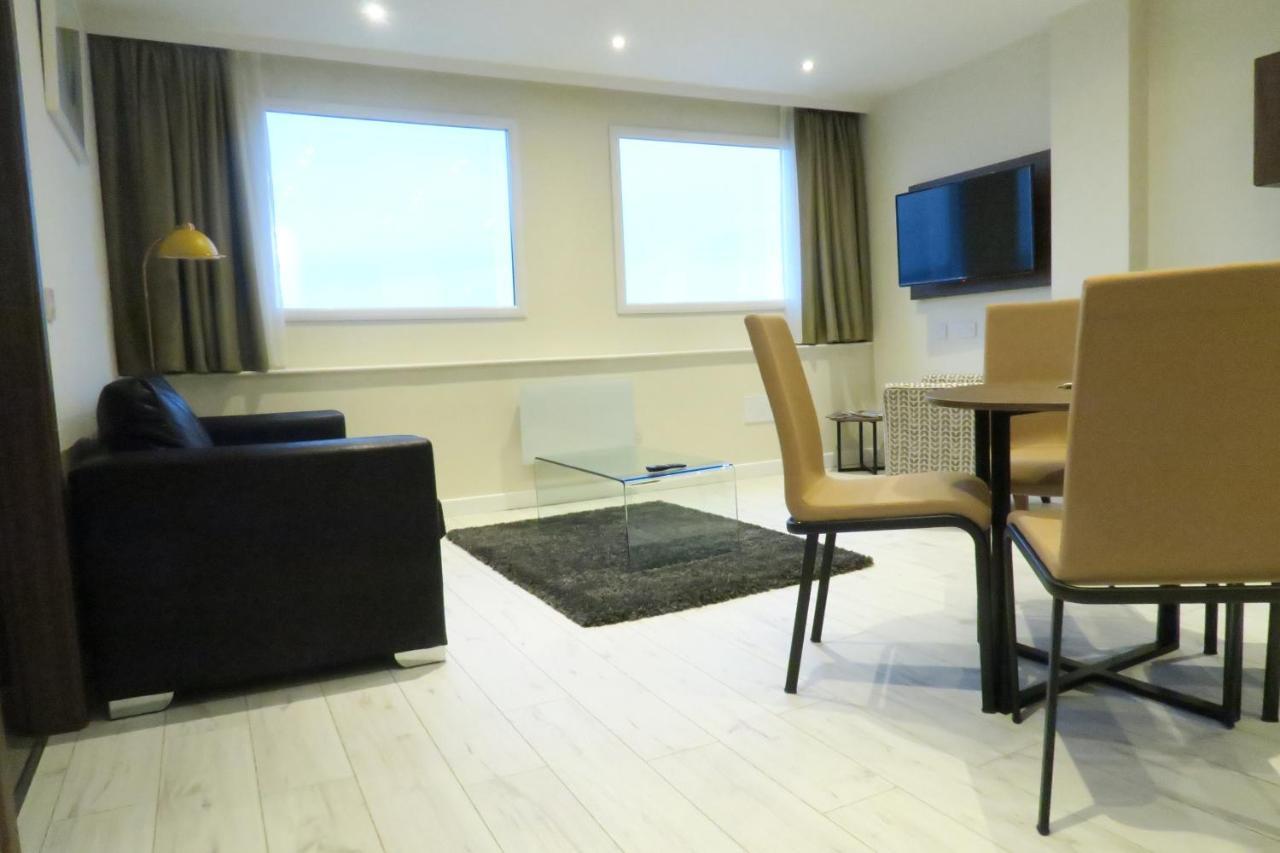 Quay Apartments Clarence House Newport  Bagian luar foto