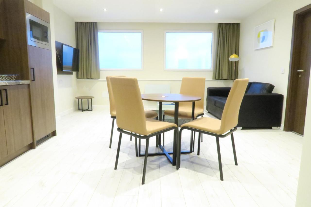 Quay Apartments Clarence House Newport  Bagian luar foto