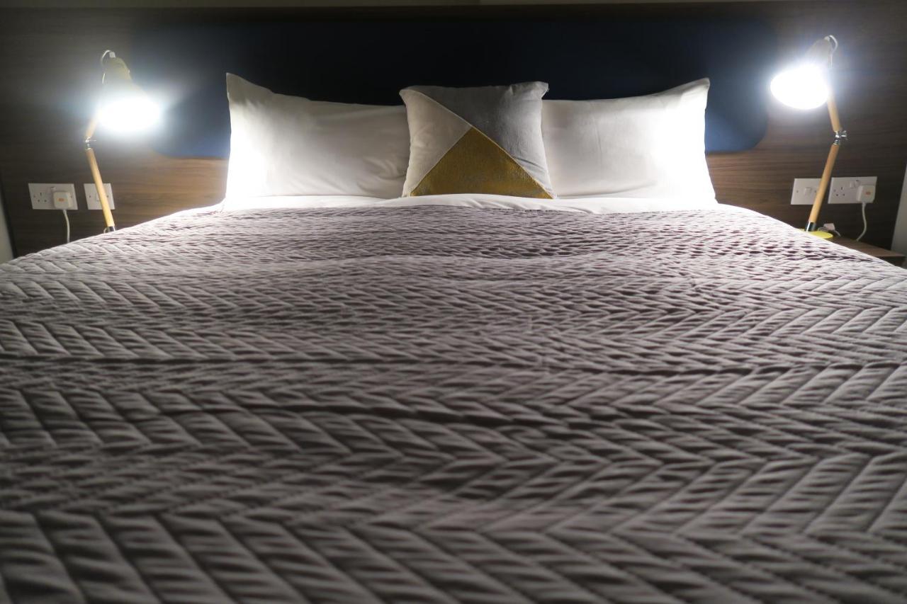 Quay Apartments Clarence House Newport  Bagian luar foto