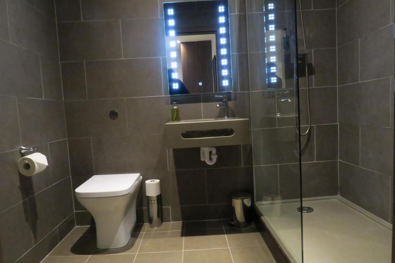 Quay Apartments Clarence House Newport  Bagian luar foto